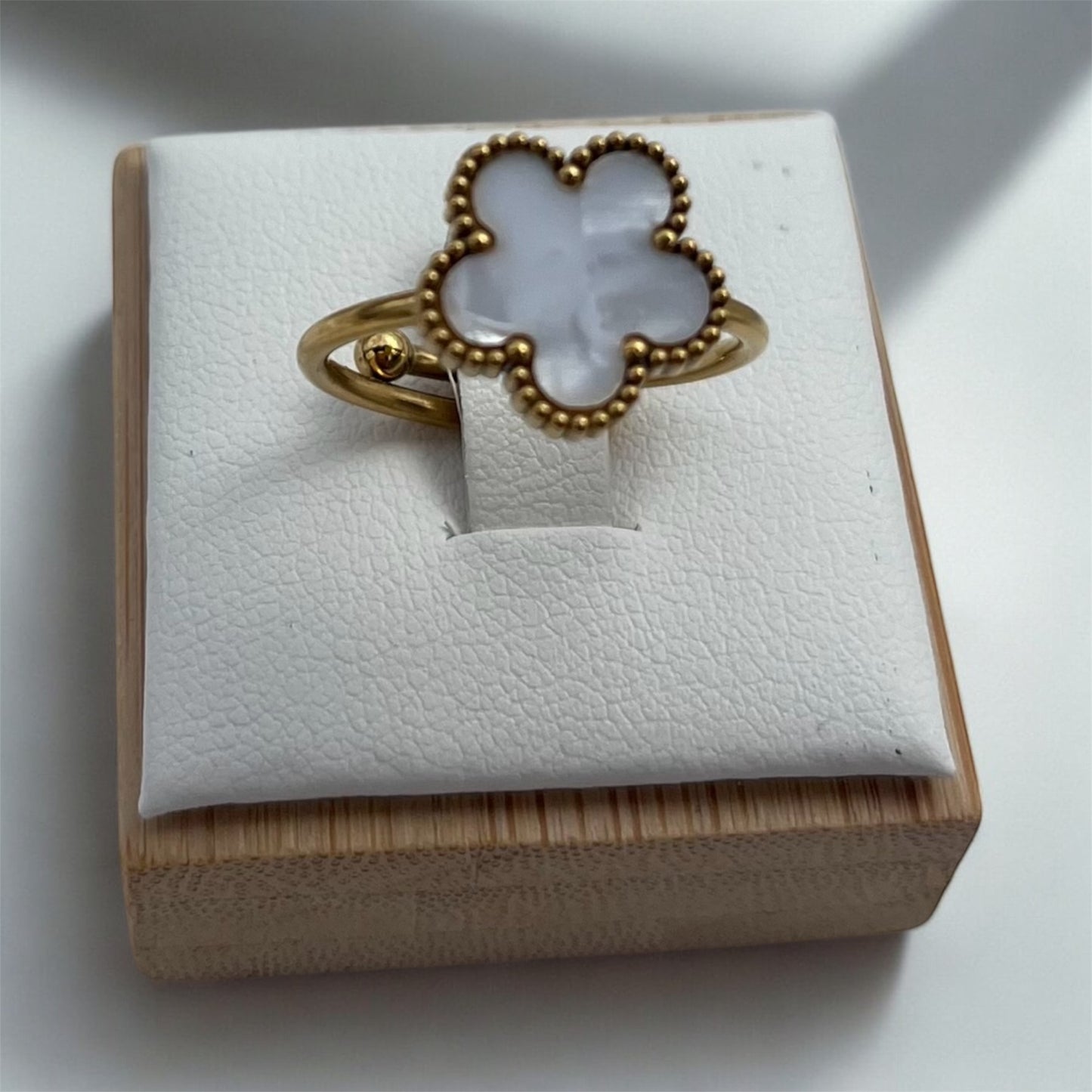 ANELLO GRANDE FIORE